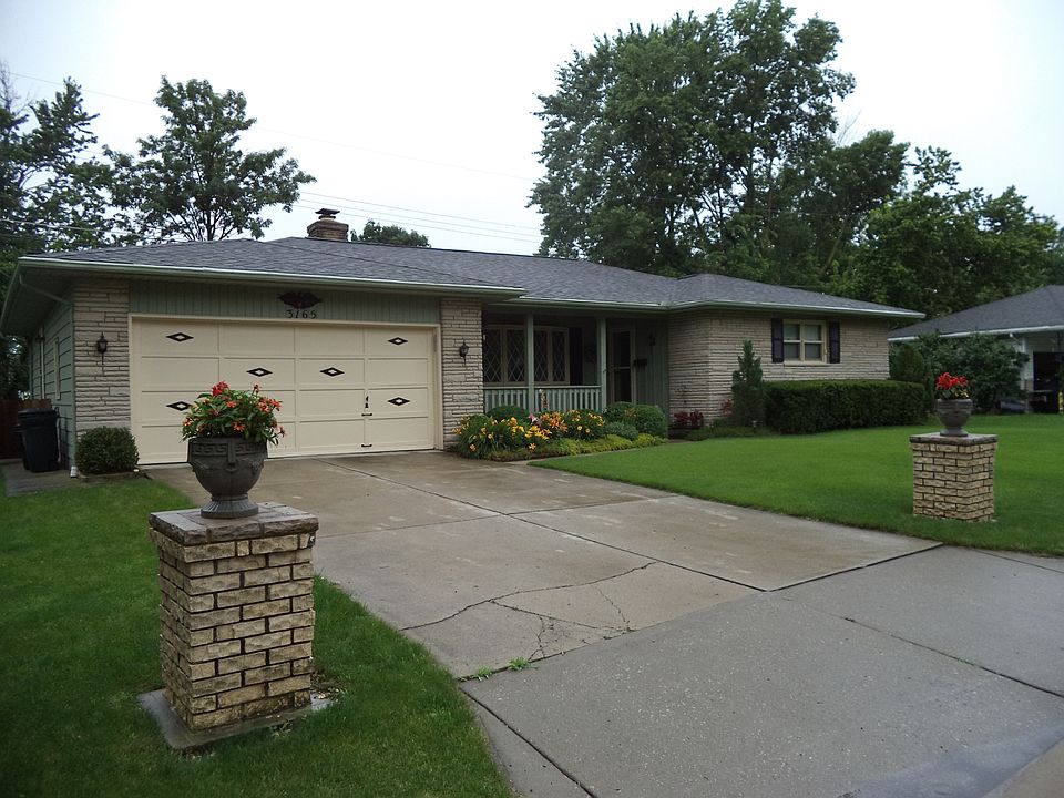 1st image of 3165 Lotz Dr