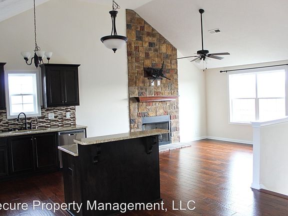 5th image of 1281 Freedom Dr