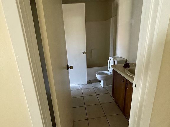 3rd image of 504 S Fairfield Dr #11322468