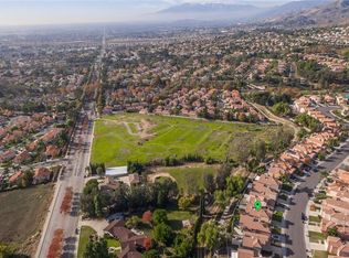 29415 Clear View Ln, Highland, CA 92346