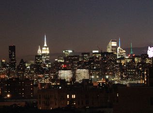 27-02 Astoria Blvd #302, Astoria, NY 11102