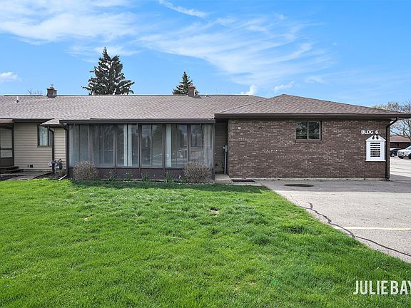 3rd image of 8525 Elkwood Dr SW #54