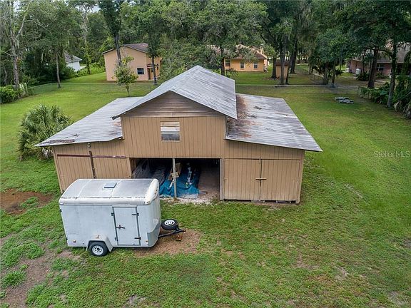 5th image of 8423 Southwood Oaks St