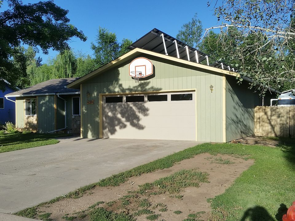 2nd image of 239 Crystal Rd