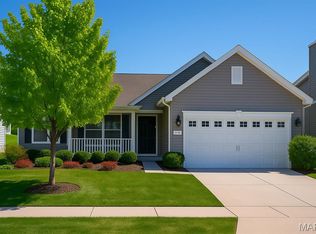 119 Hidden Bluffs Dr, Lake Saint Louis, MO 63367