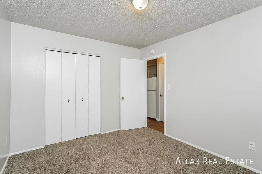 West Side Colorado Springs ~ New Lower Price! — Photo 4