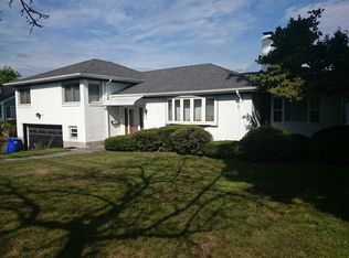 721 Newton St, Brookline, MA 02467
