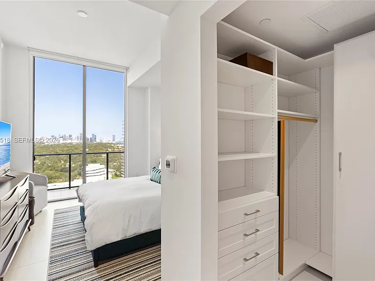 2678 Tigertail Ave #Penthouse 4 — Photo 37
