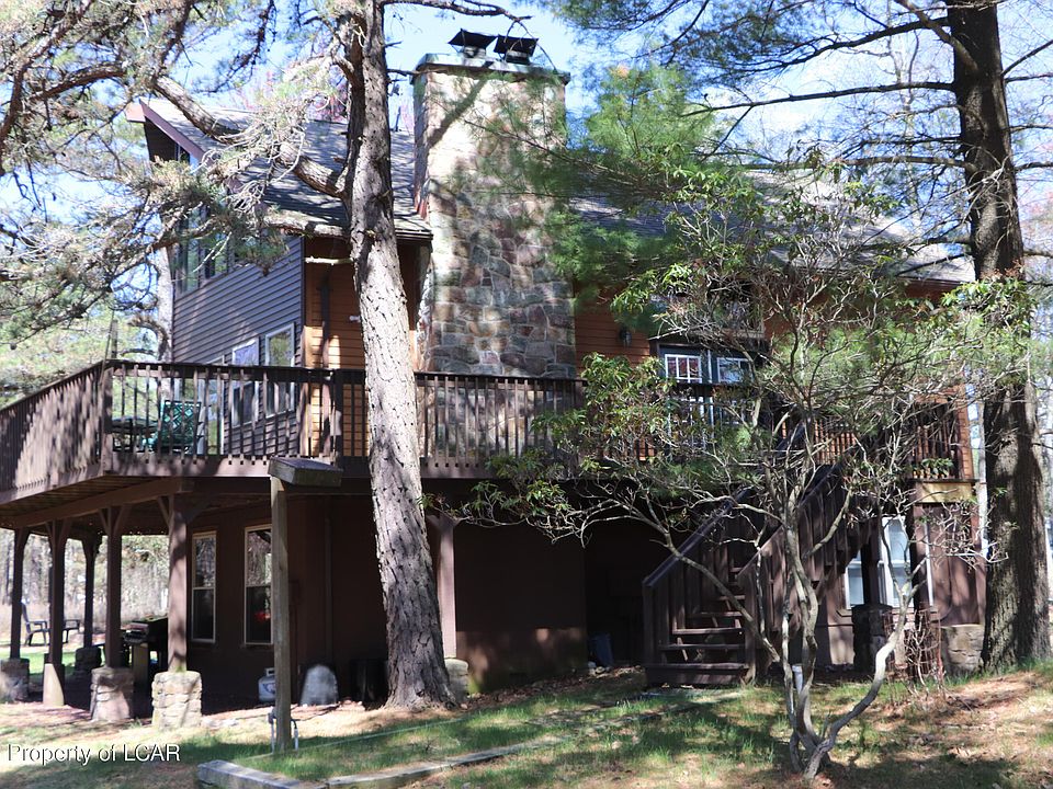 1st image of 20 Birch St