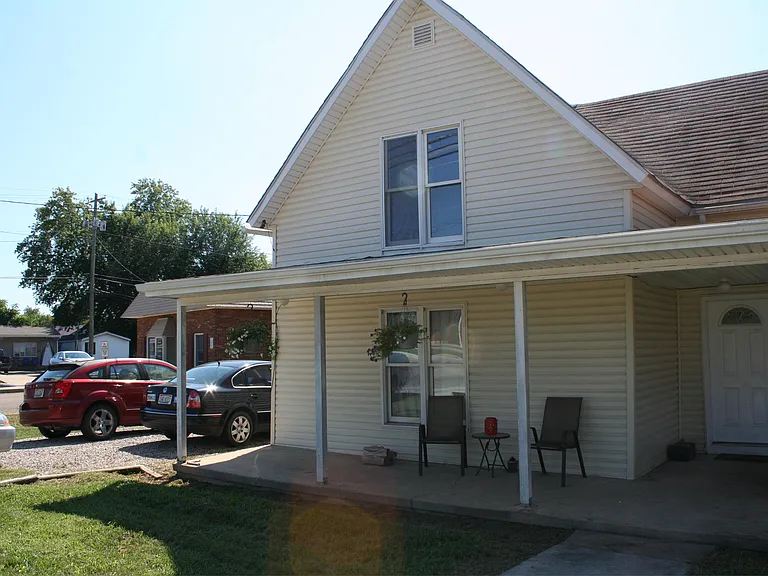 38 N Plains Rd — Photo 6