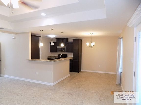 4th image of 2919 Madrid Ave