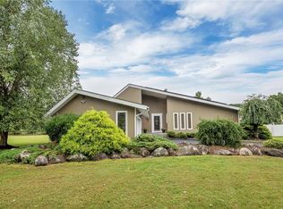 23 Farmers Ln, Chester, NY 10918