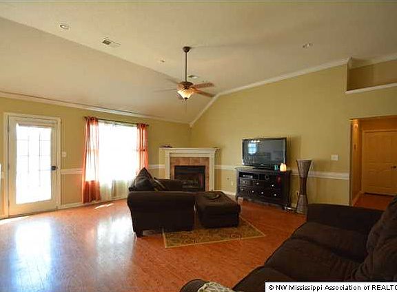 2nd image of 8052 Shelburne Ln E