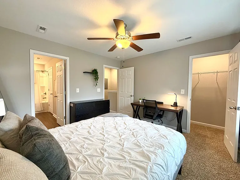 925 Woody Hills Dr — Photo 24