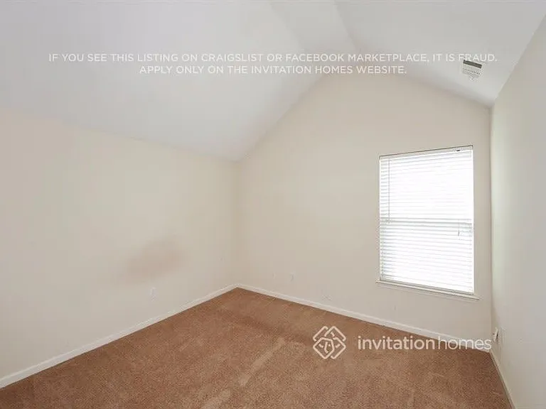 4838 Bryant Dr — Photo 12