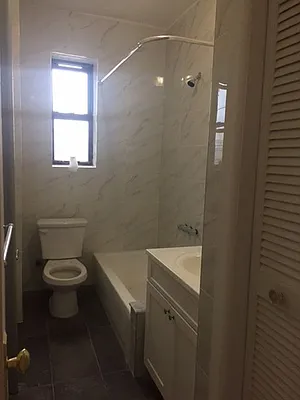 Rented by Roberto Guilbet, LREB | media 98