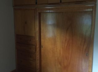 823 Plum St, Peru, IL 61354