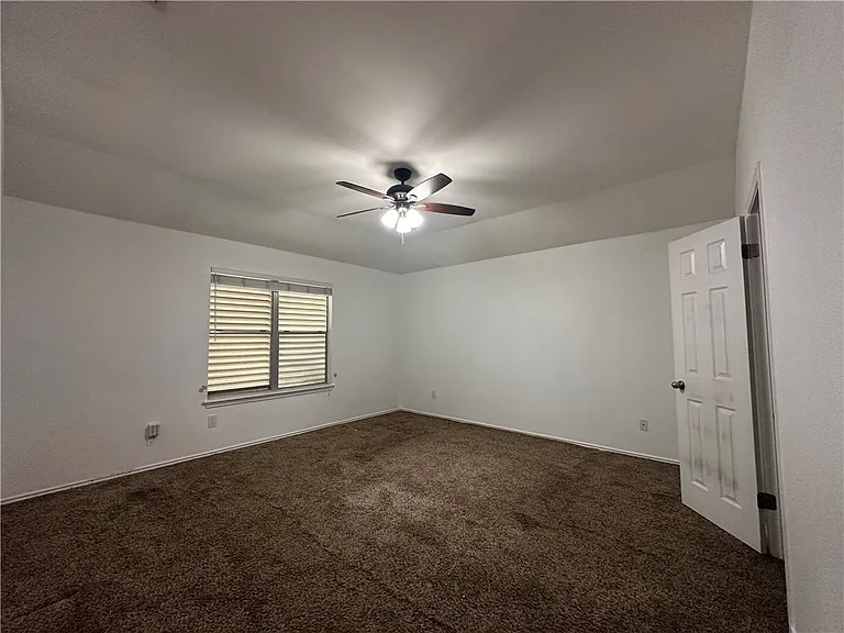 7822 Fox Dr — Photo 18