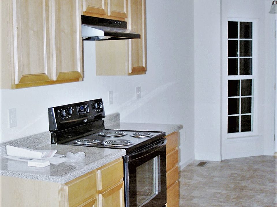 1st image of 6851 Hampshire Ct