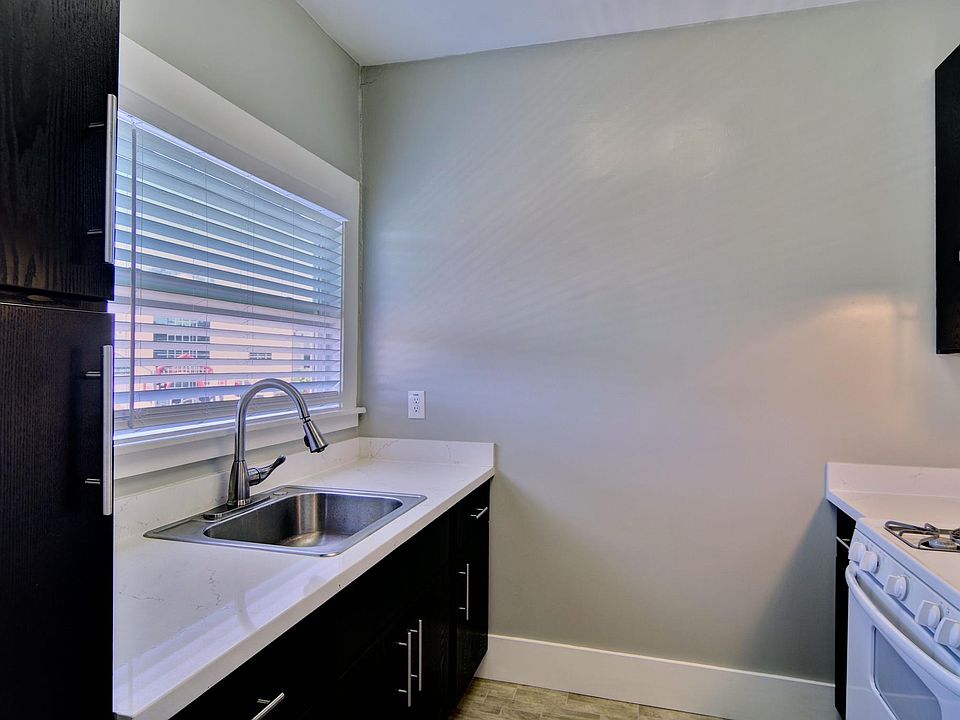 1st image of 1201 B St #21