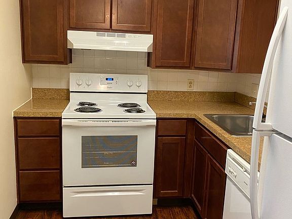 2nd image of 7145 Locust Ave APT 5