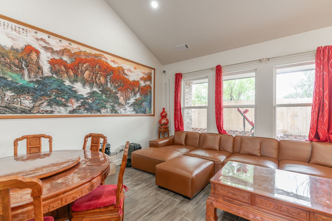 next background image