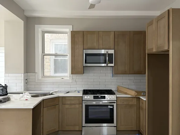 1617 W Berwyn Ave #1, Chicago, IL 60640