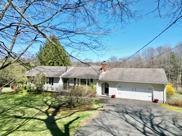 98 Old Town Farm Road, Woodbury, CT 06798