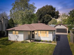 3712 Wren Ln, Rolling Meadows, IL 60008