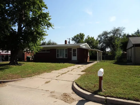 1327 E Berkeley Ave, Wichita, KS 67216
