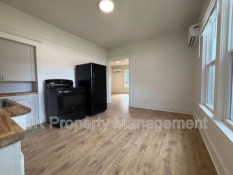 601 5th Ave S #3 — Photo 14