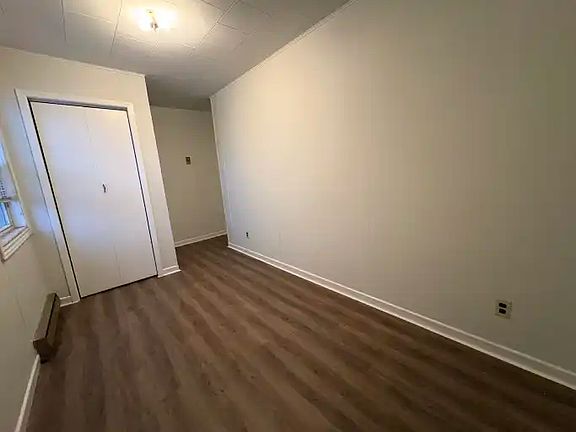 5th image of 36 Thom St #6