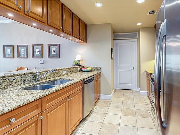 4th image of 630 Vassar St Unit 2408