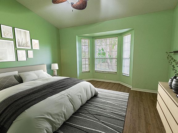 5th image of 1667 SW Harbour Isles Circle
