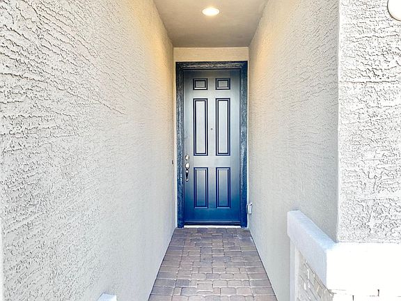 3rd image of 1629 E Elaine St