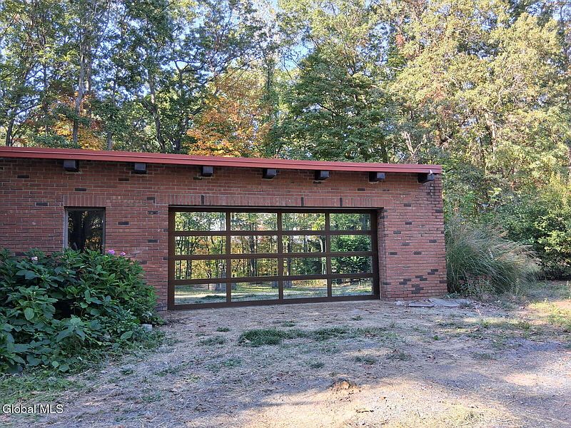 4th image of 178 Clamsteam Road