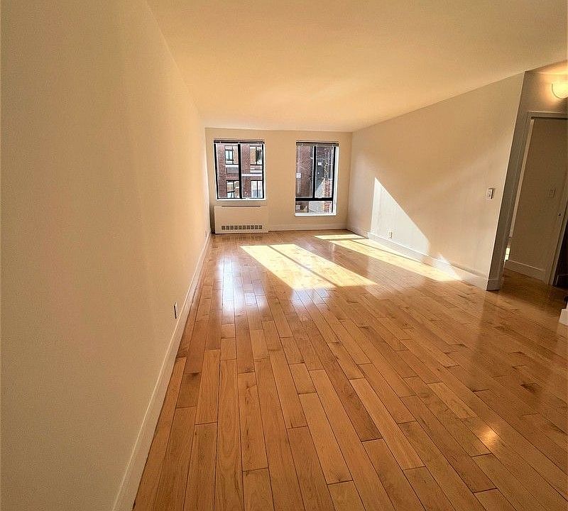 2nd image of 400 E 34th St #12M