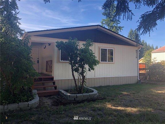 3rd image of 8539 Williams Pl SE