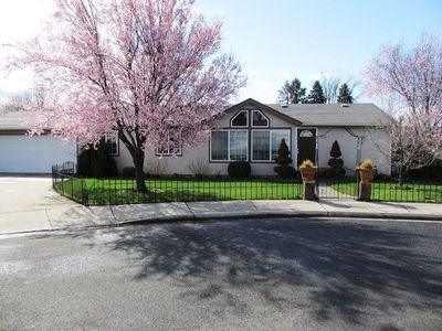 22 SE Pepperidge Pl, College Place, WA, 99324