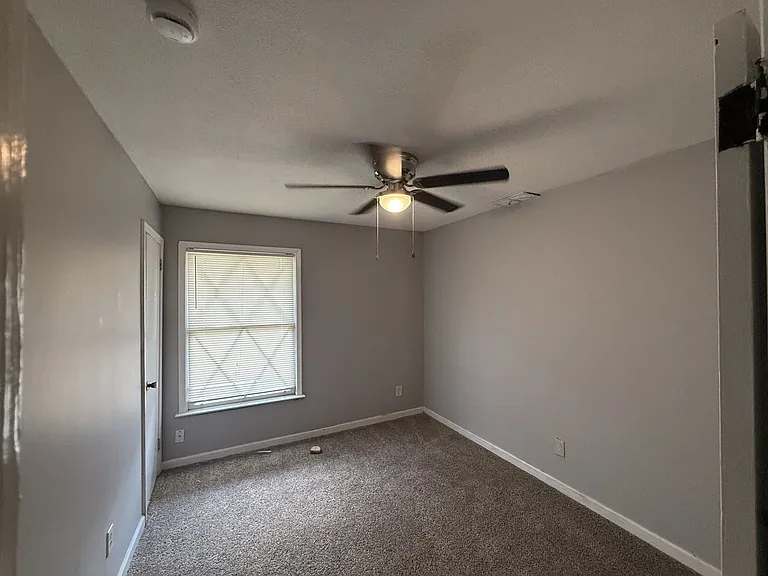 4426 Narrow Lane Rd — Photo 8