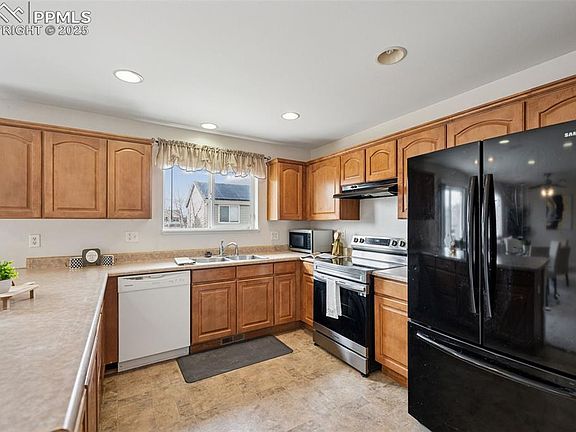 5th image of 2314 Jeanette Way