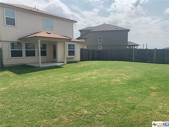 2nd image of 844 Foxfire Dr
