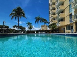 2350 NE 135th St APT 202, North Miami, FL 33181