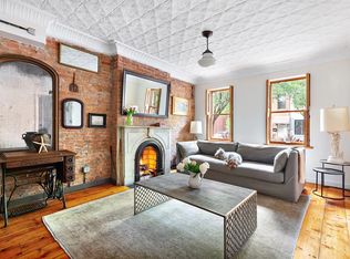 105 Pioneer St, Brooklyn, NY 11231