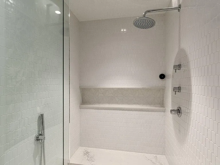 1414 SW 3rd Ave #2702 — Photo 25