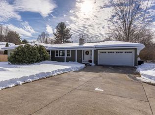 10 Park Ave, Red Hook, NY 12571