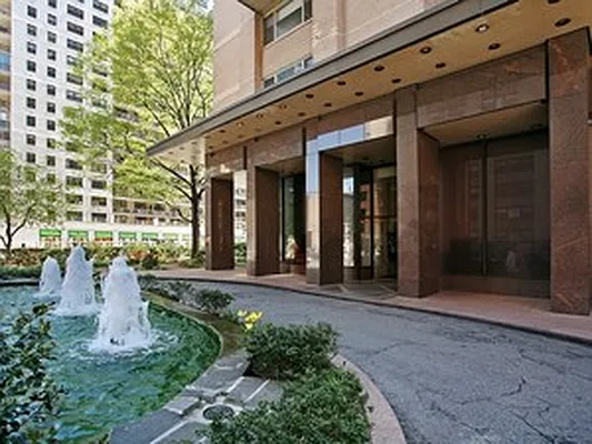 Sold by Corcoran | media 24