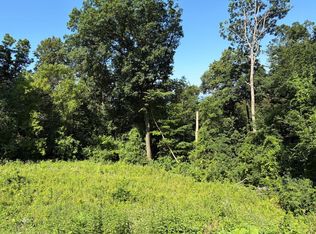 N2325 Loch Nairn Ct, La Crosse, WI 54601