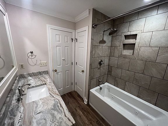 4th image of 513 Rice Hope Dr