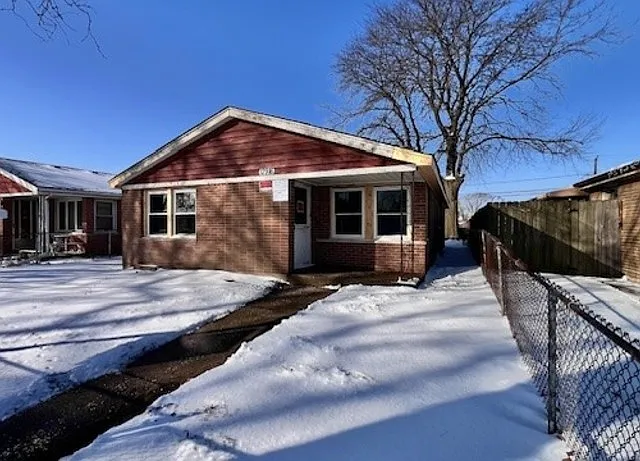 12916 S Muskegon Ave photo 1